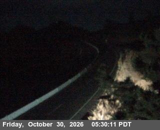 US-101 : South Ridgewood Grade - Looking North (C027)