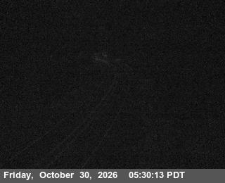 US-101 : South Of Cushing Creek - Looking North (C018)