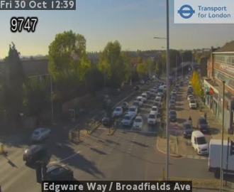 Edgware Way / Broadfields Ave